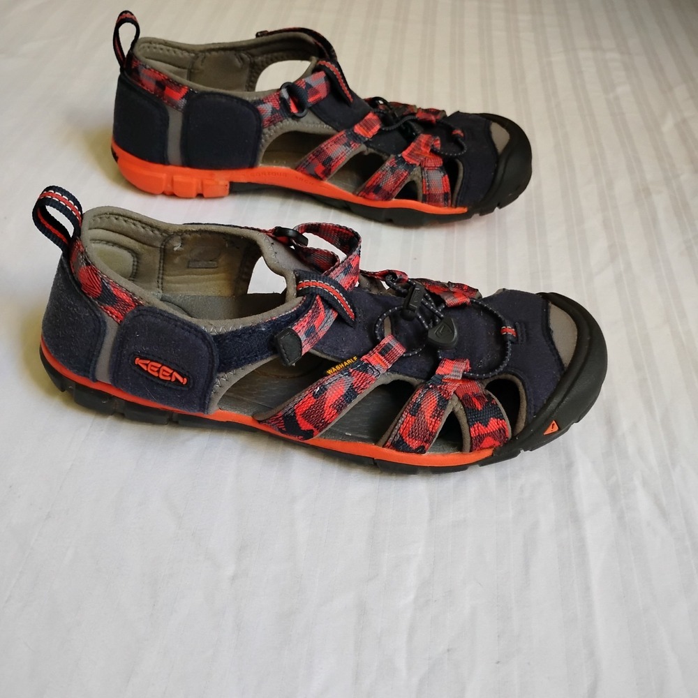 Keen Sandals 7 Mens Washable Comfort Hiking Outdoor Waterproof Cap Toe